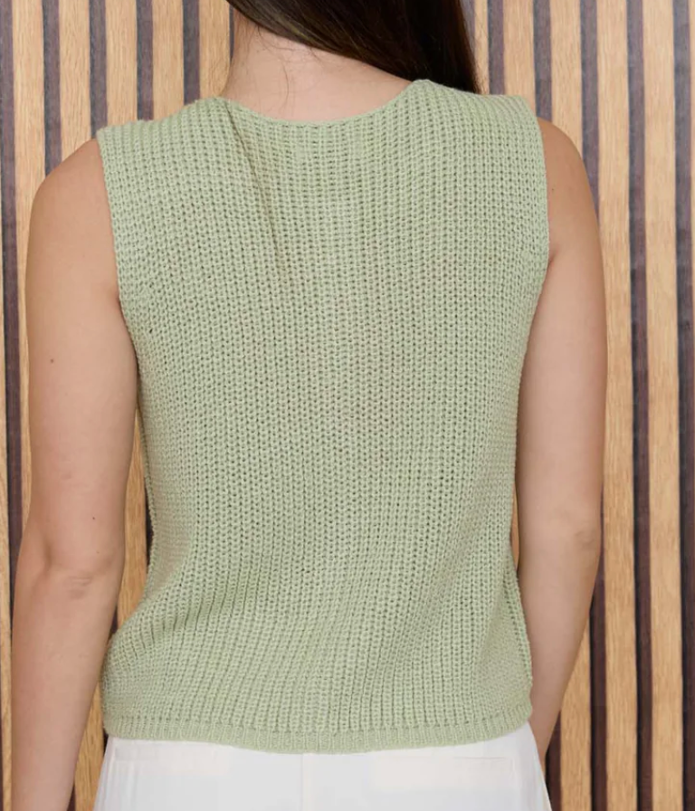 Round Neck Sleeveless Cardigan