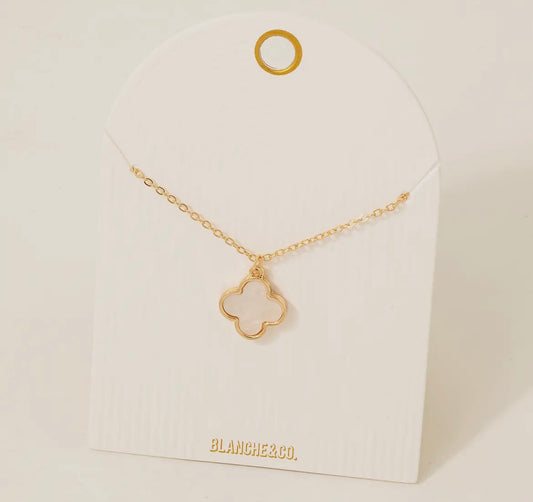 Pearl Clover Pendant Necklace